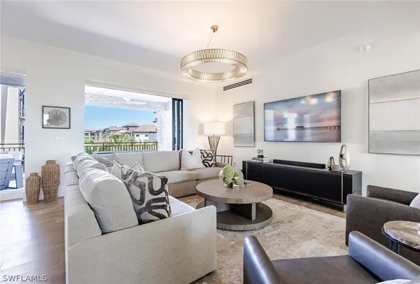 1130 3rd Avenue S #408, Naples, FL 34102