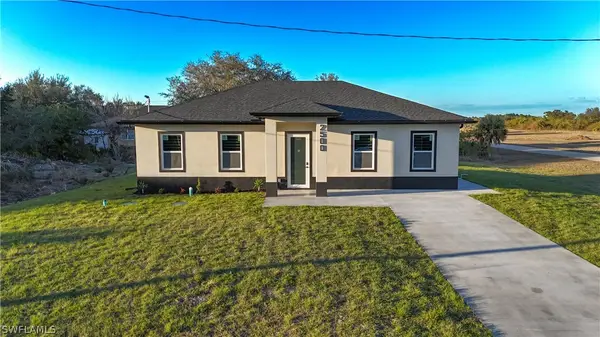 2500 72nd Street W, Lehigh Acres, FL 33971