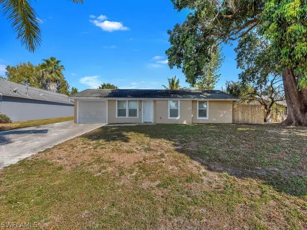 4913 22nd Pl Sw, Naples, FL 34116