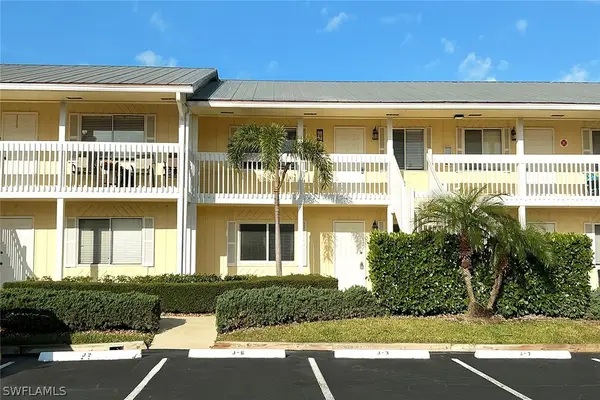 4629 Bayshore Drive #J3, Naples, FL 34112