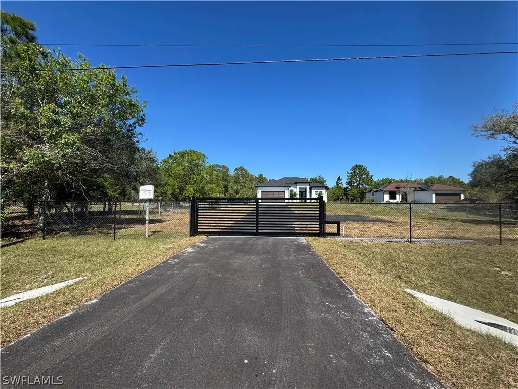 3217 60th Avenue Ne, Naples, FL 34120 - #1