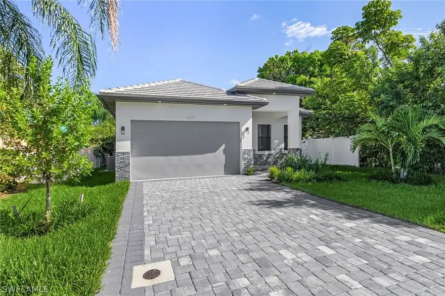 536 97th Avenue N, Naples, FL 34108 - #2