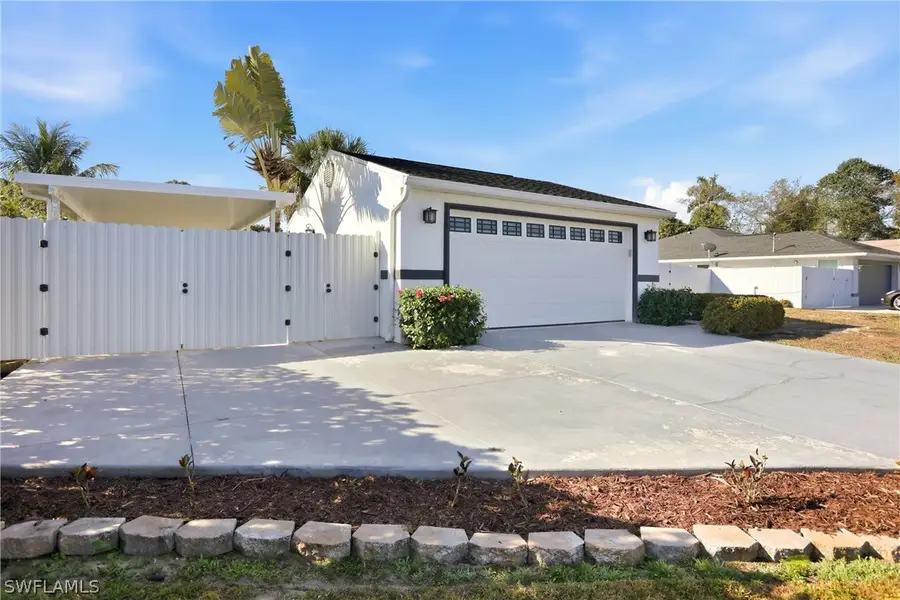 5242 32nd Avenue Sw, Naples, FL 34116 - #2