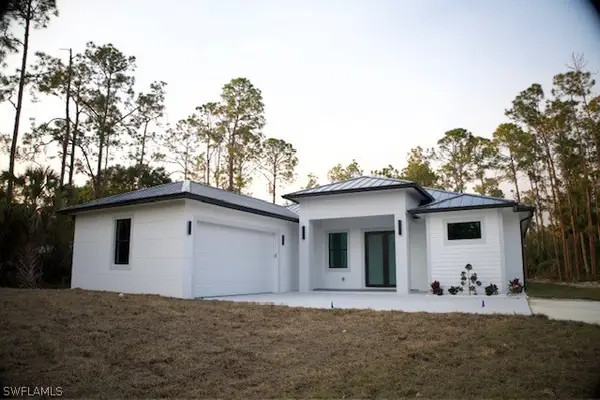 3279 10th Avenue Se, Naples, FL 34117