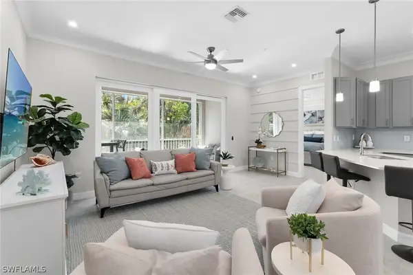 238 Indies Drive E #202, Naples, FL 34114