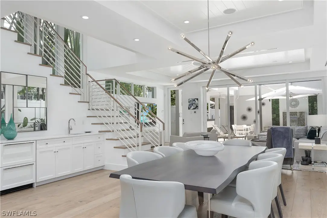 1021 6th Street S, Naples, FL 34102 - #1