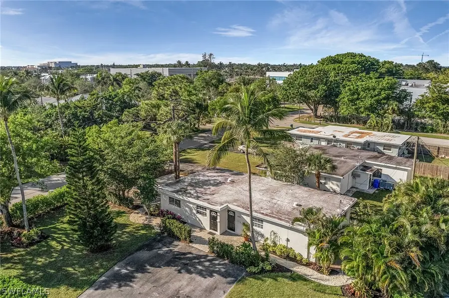 1011 11th Street N, Naples, FL 34102 - #2