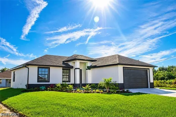 2555 25th st W, Lehigh Acres, FL 33971
