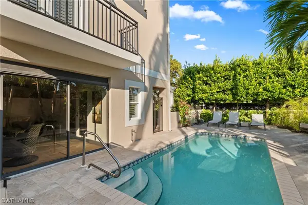 1104 6th Street S #1, Naples, FL 34102