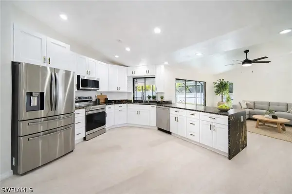 10731 Regent Circle, Naples, FL 34109