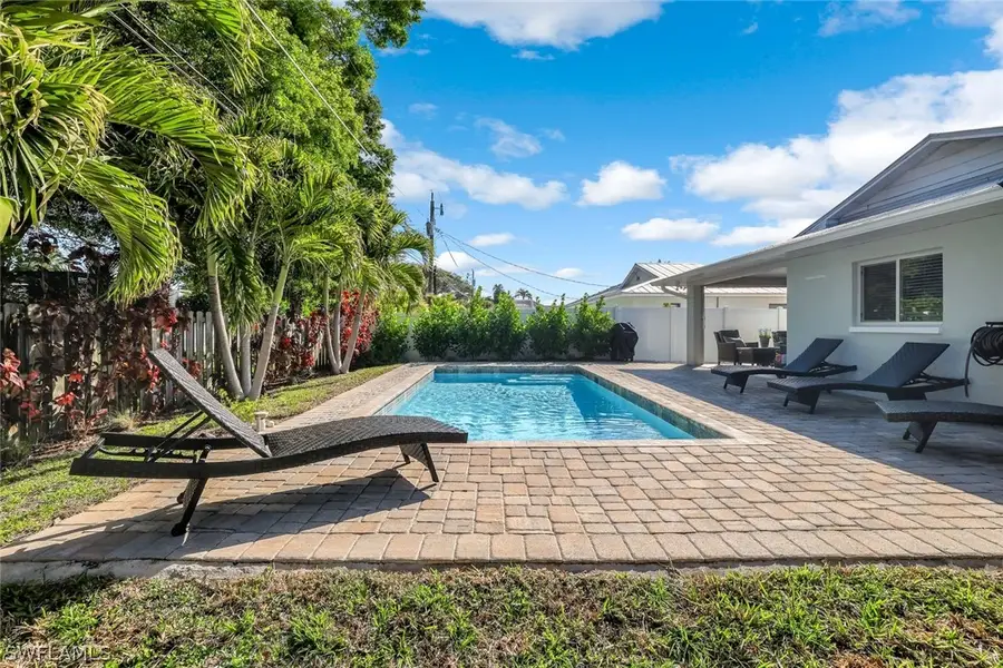 737 91st Avenue N, Naples, FL 34108 - #3