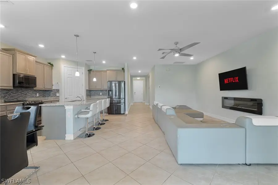 3289 Baravaldo Circle, Cape Coral, FL 33909 - #3