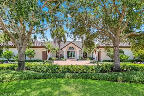 4701 Oak Leaf Drive, Naples, FL 34119