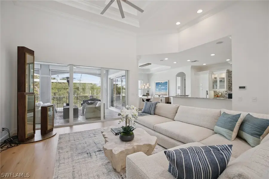 451 Oak Avenue, Naples, FL 34108 - #2