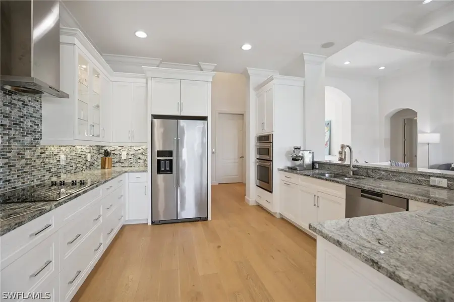 451 Oak Avenue, Naples, FL 34108 - #3