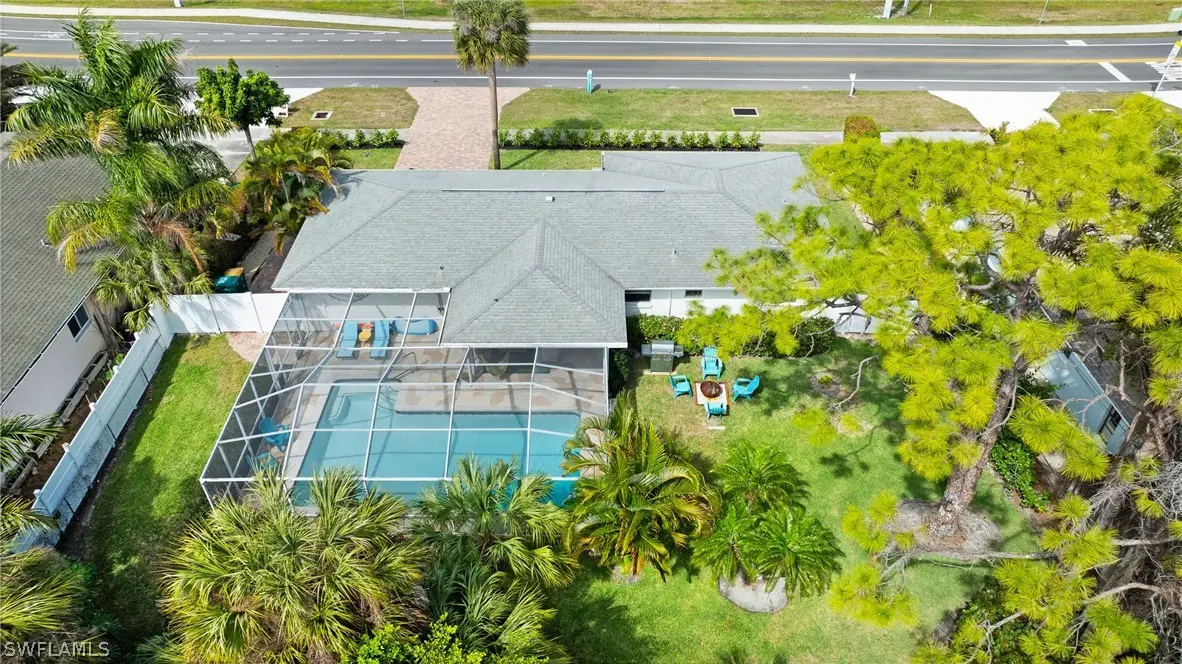 660 111th Avenue N, Naples, FL 34108 - #1