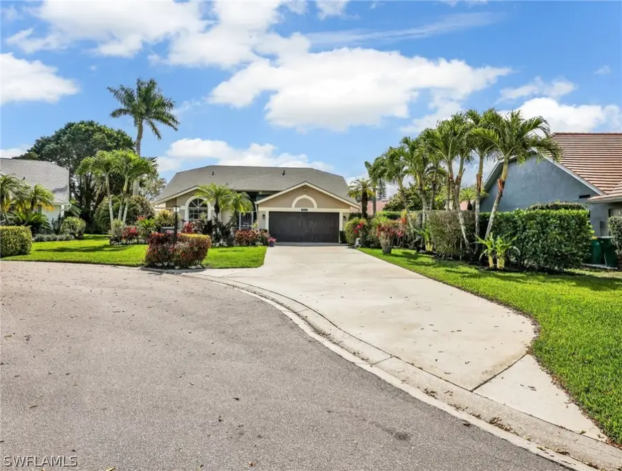 6642 Middlesex Place, Naples, FL 34104 - #2