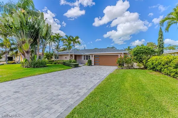 219 Cypress Way W, Naples, FL 34110