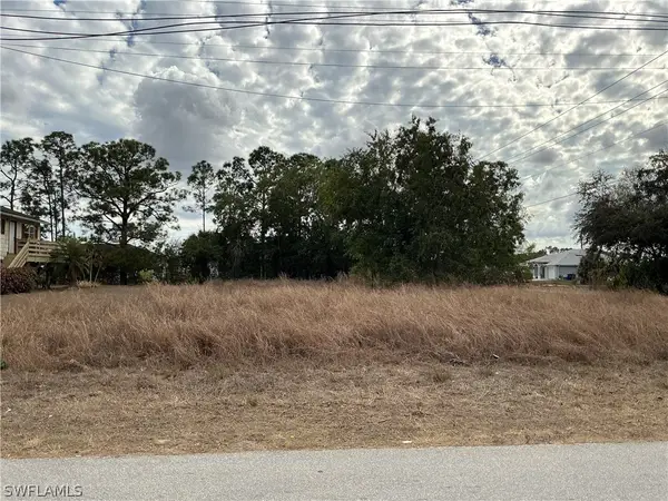 4917 2nd Street W, Lehigh Acres, FL 33971