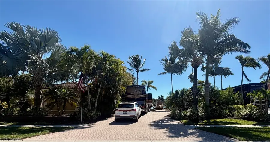 4869 Southern Breeze Drive, Naples, FL 34114 - #2