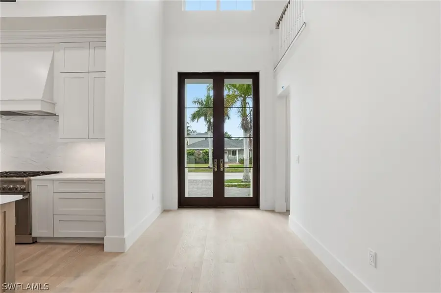 732 12th Street N, Naples, FL 34102 - #3