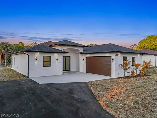 4371 70th Avenue Ne, Naples, FL 34120