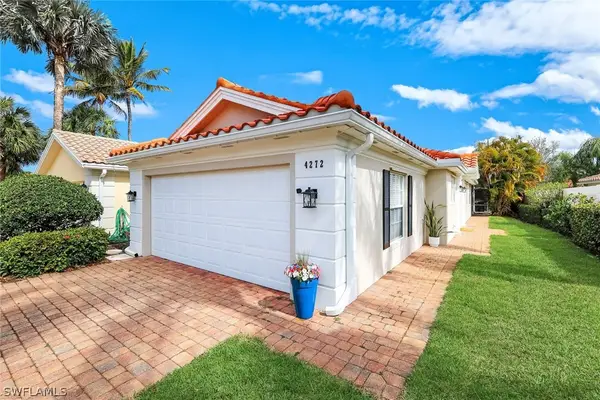 4272 Redonda Lane, Naples, FL 34119