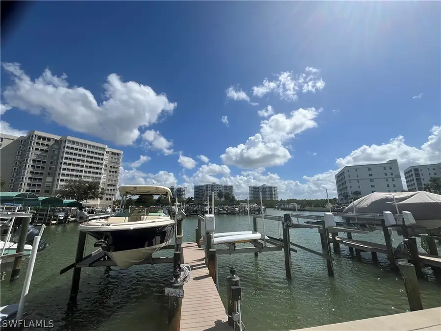 3 Bluebill Avenue #207, Naples, FL 34108 - #3