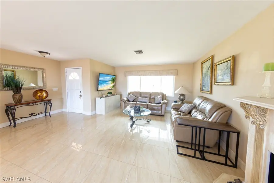 188 Gulfstream Street, Marco Island, FL 34145 - #3