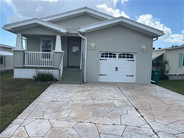 12 Aquamarine Avenue #12Q, Naples, FL 34114