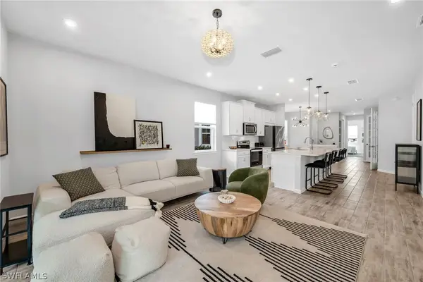 4552 Arboretum Circle #104, Naples, FL 34112