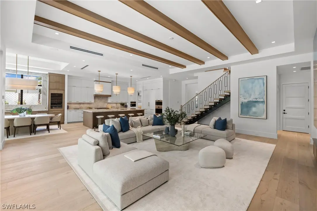 850 10th Street N, Naples, FL 34102 - #1