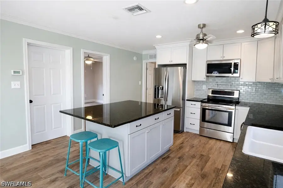 122 Leawood Circle, Naples, FL 34104 - #3