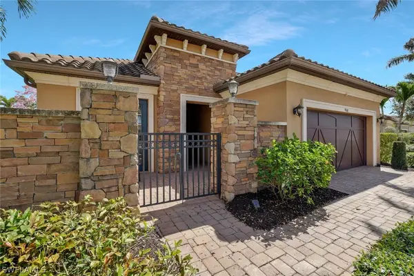 9568 Mussorie Court, Naples, FL 34114