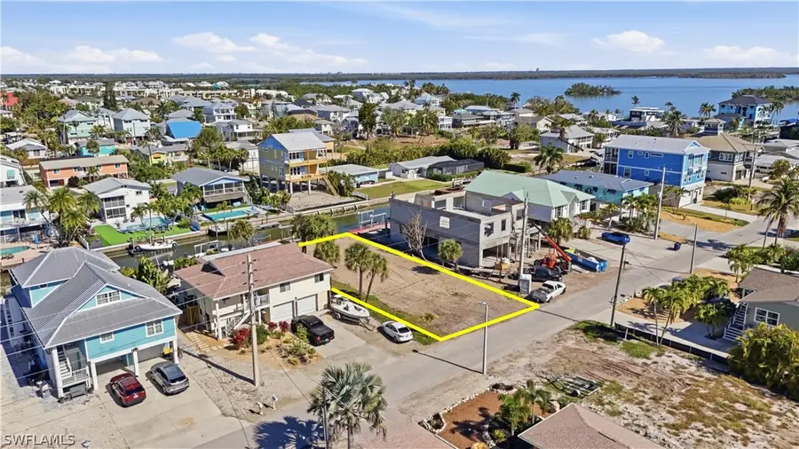 129 Curlew Street, Fort Myers Beach, FL 33931 - #3