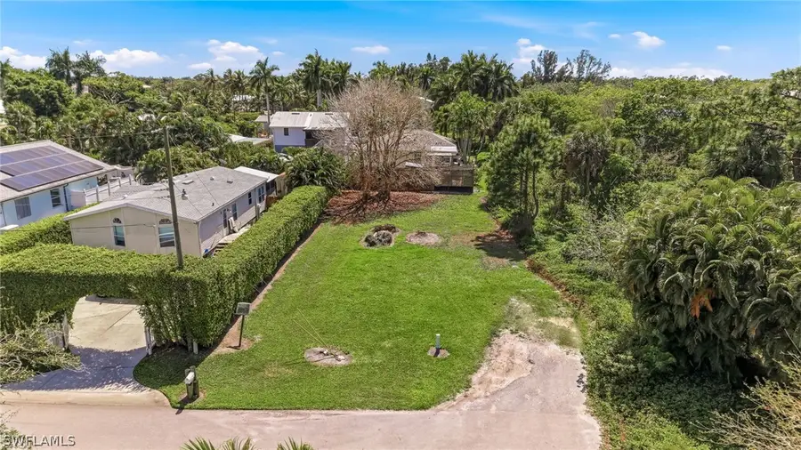 2332 Sunset Avenue, Naples, FL 34112 - #3