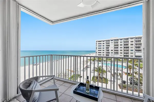 3443 Gulf Shore Boulevard N #416, Naples, FL 34103