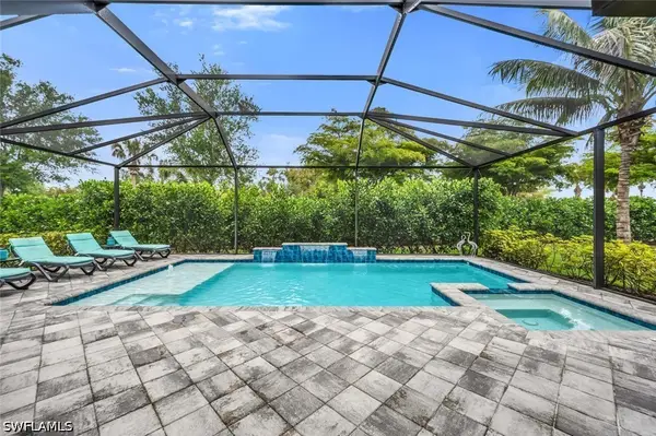 9622 Campanile Circle, Naples, FL 34114