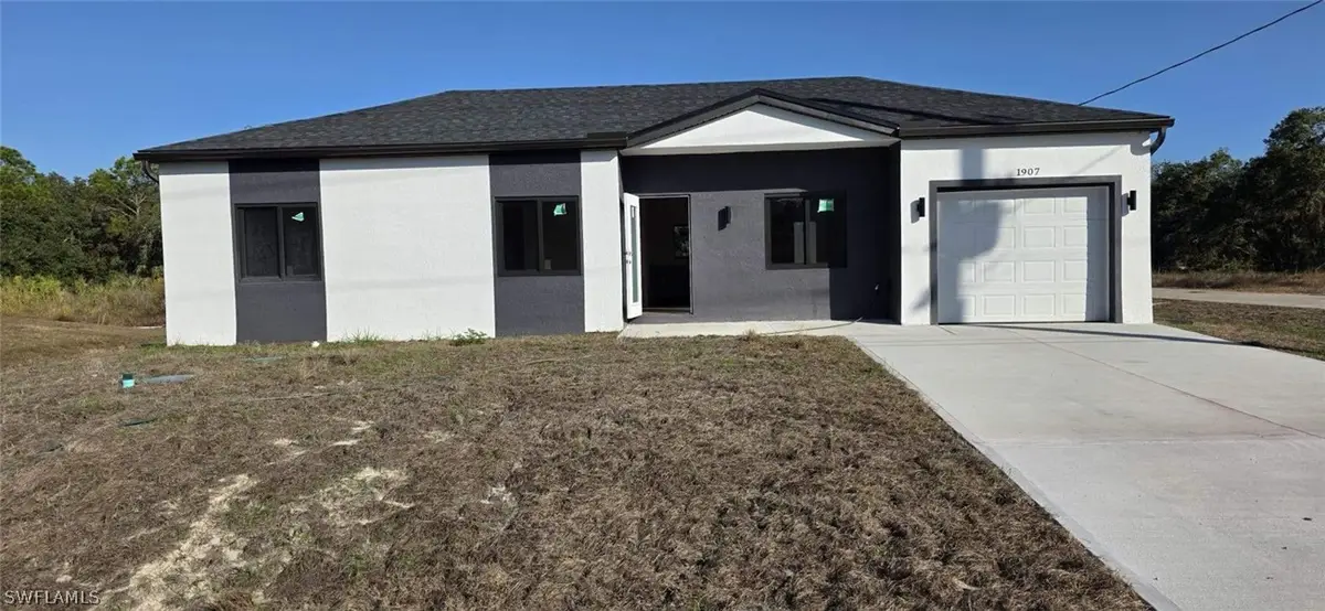 1907 E 15th Street, Lehigh Acres, FL 33972 - #1