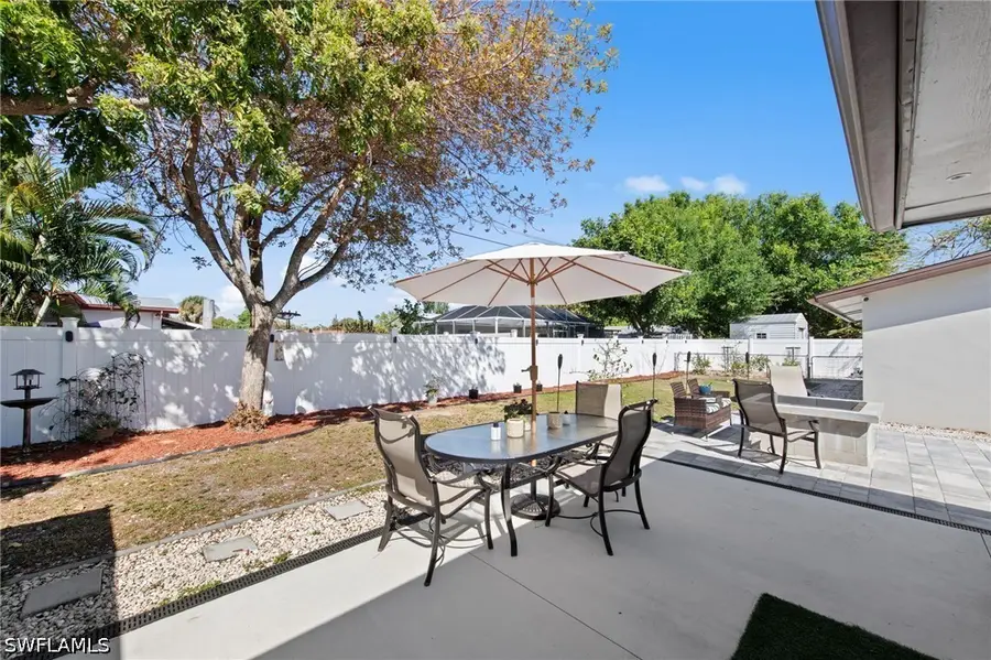 137 Vermont Avenue, Fort Myers, FL 33905 - #3