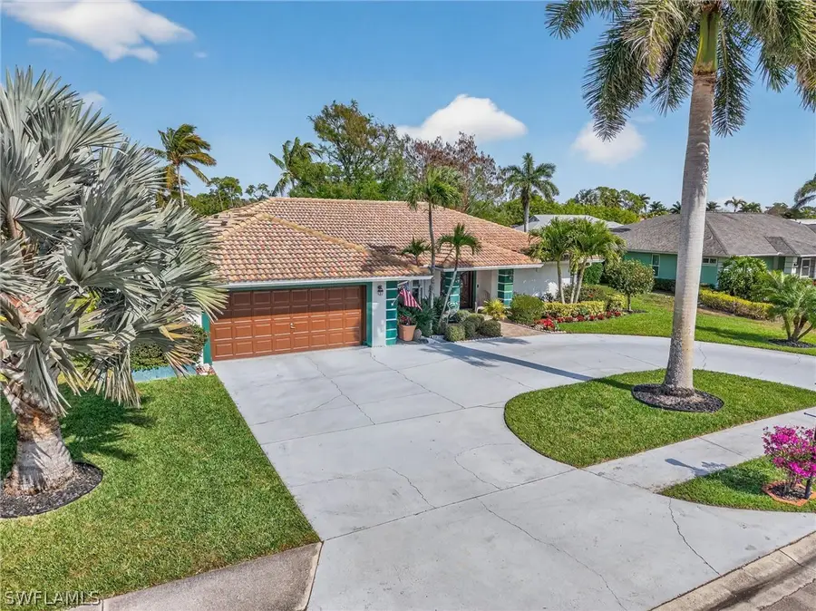 681 Saint Andrews Boulevard, Naples, FL 34113 - #2