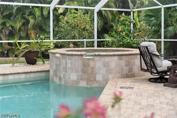 6778 Buckingham Court, Naples, FL 34104