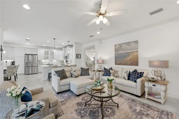 3306 Baltic Drive, Naples, FL 34119