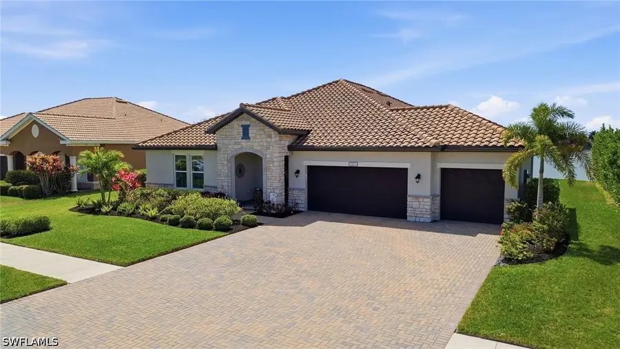 2094 Grove Drive, Naples, FL 34120 - #2