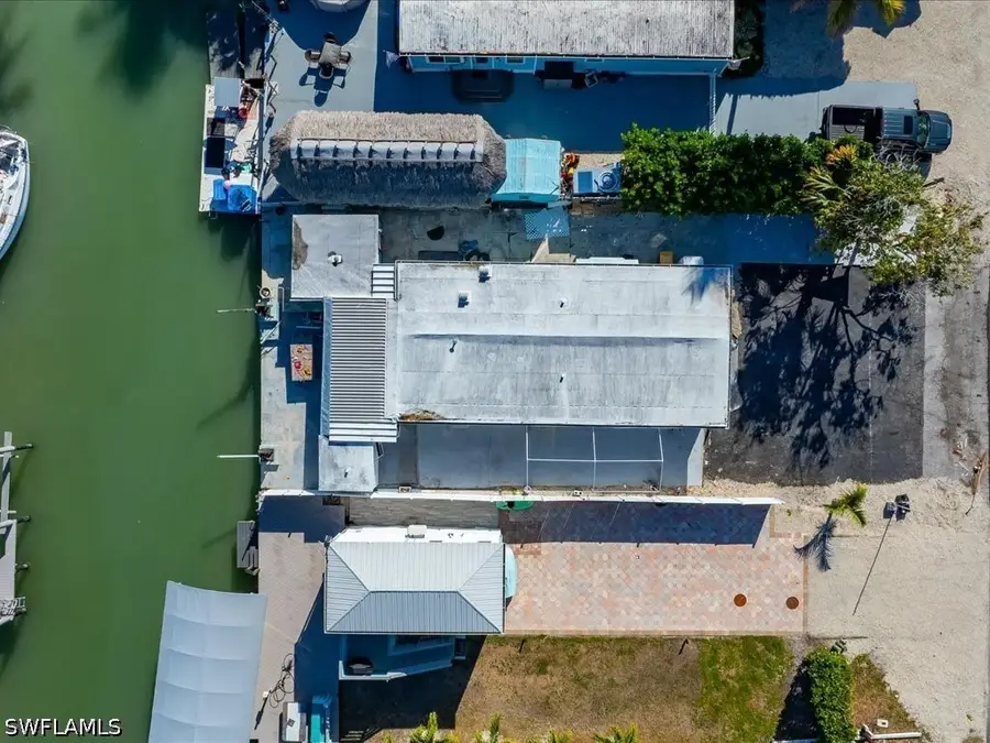 657 Palm Avenue E, Goodland, FL 34140 - #3