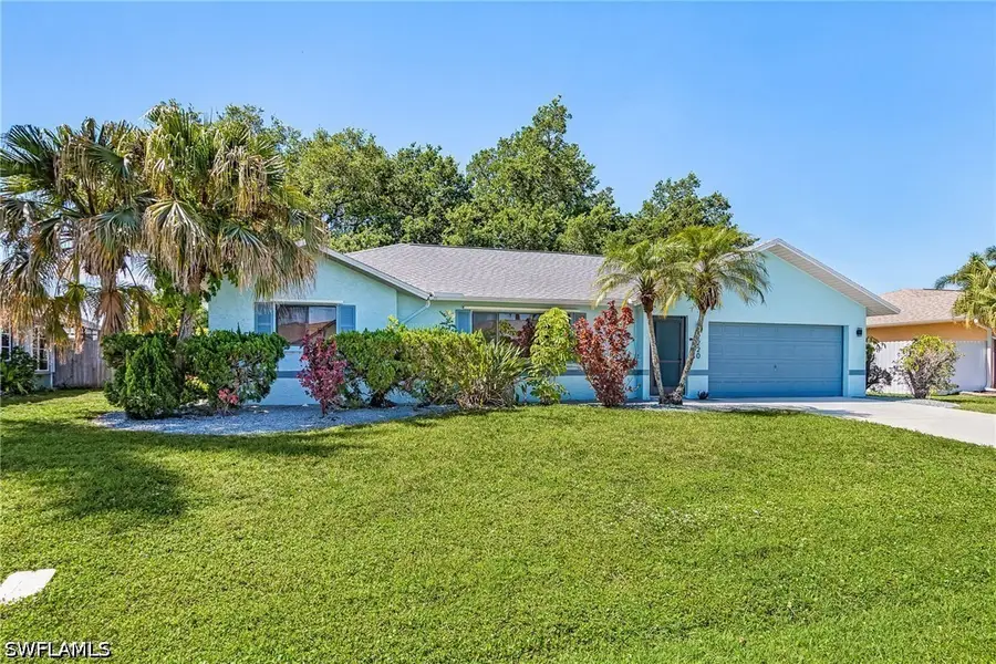 2220 SE 8th Terrace, Cape Coral, FL 33990 - #2