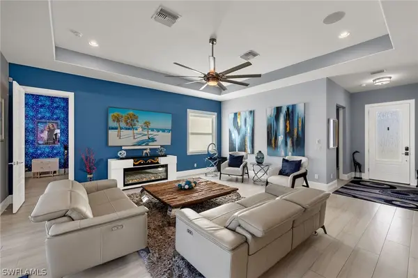 17 Willoughby Drive, Naples, FL 34110