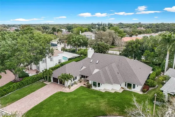 730 Bay Tree Court, Naples, FL 34108