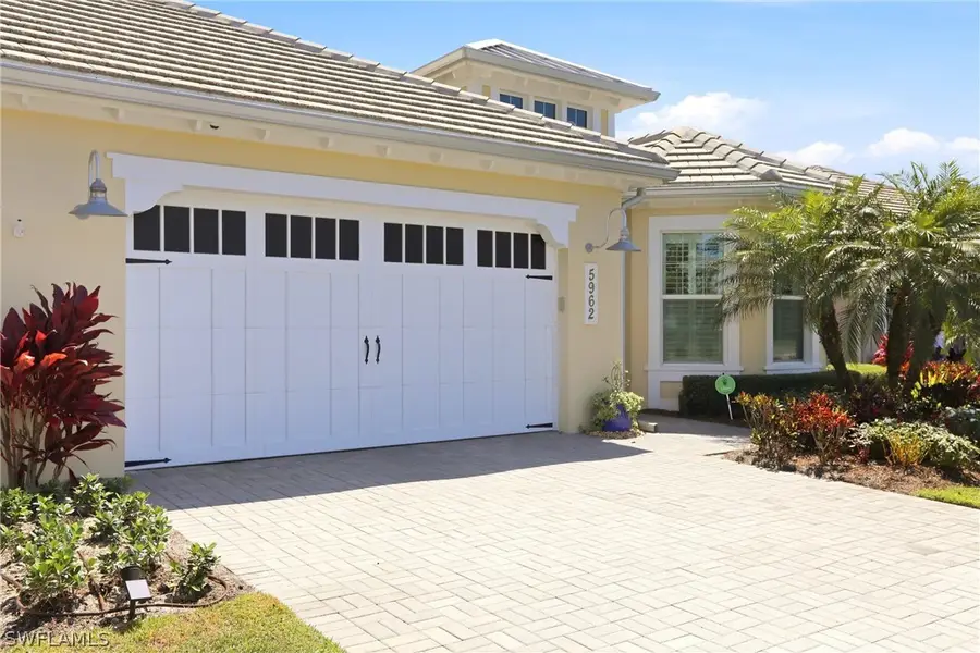 5962 Haiti Drive, Naples, FL 34113 - #2