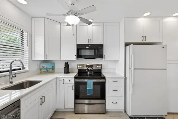 4246 27th Court Sw #104, Naples, FL 34116